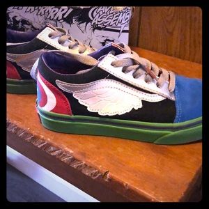 Kids marvel avengers vans
